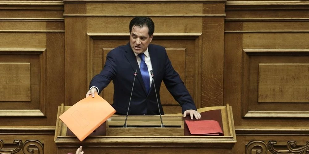 Όταν ο Άδωνις έλεγε άχρηστη την Ντόρα και κατηγορούσε τον Καραμανλή ότι ξεπούλησε τη Μακεδονία (Βίντεο)